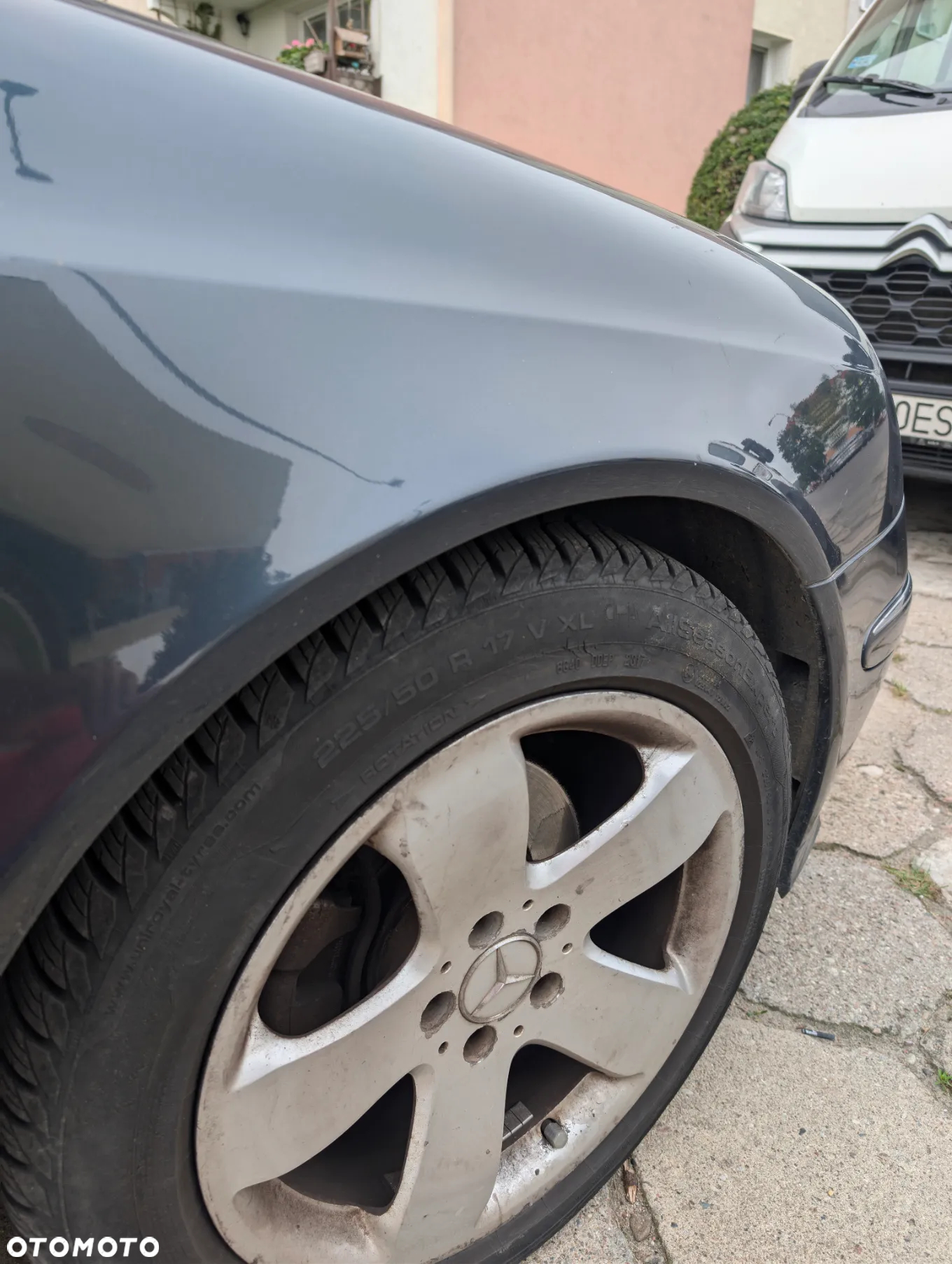 Mercedes-Benz Klasa E 320 CDI T Avantgarde - 13
