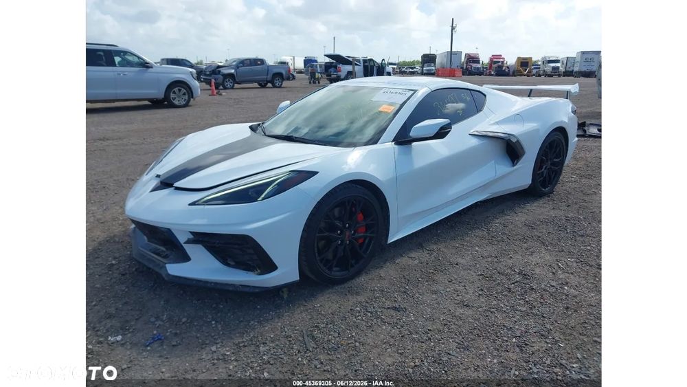 Chevrolet Corvette Stingray 3LT 6.2 V8 Automatik - 2