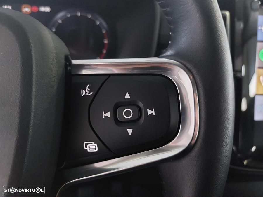 Volvo XC 40 2.0 D3 Momentum - 17