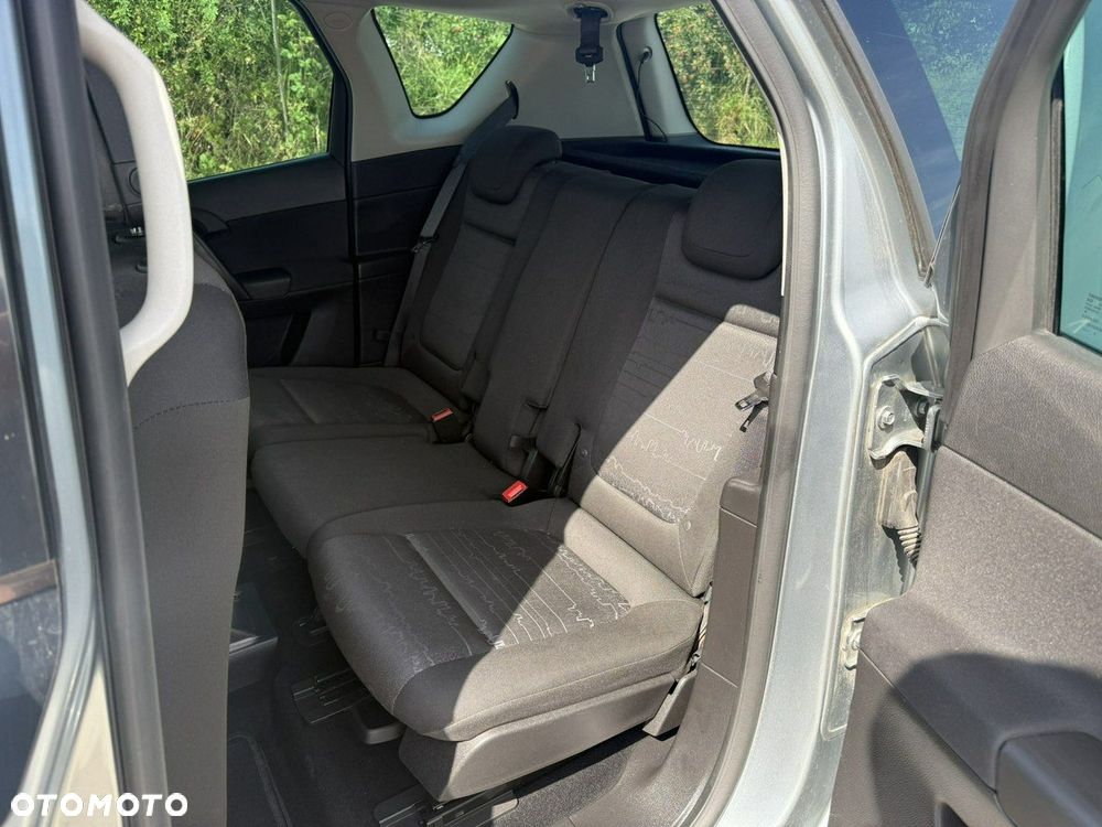 Opel Meriva - 8