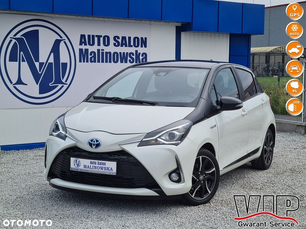Toyota Yaris Hybrid 100 Premium - 2