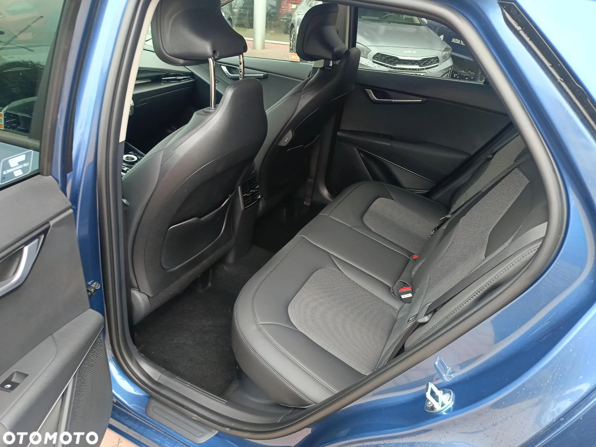 Kia Niro 1.6 GDI Hybrid L - 11