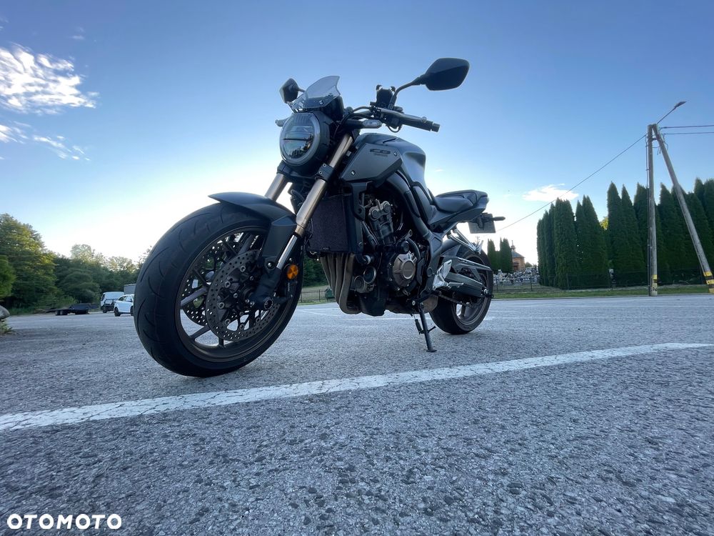 Honda CB - 4