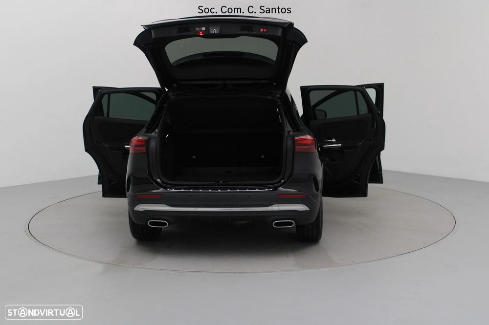 Mercedes-Benz GLA 180 d AMG Line - 10