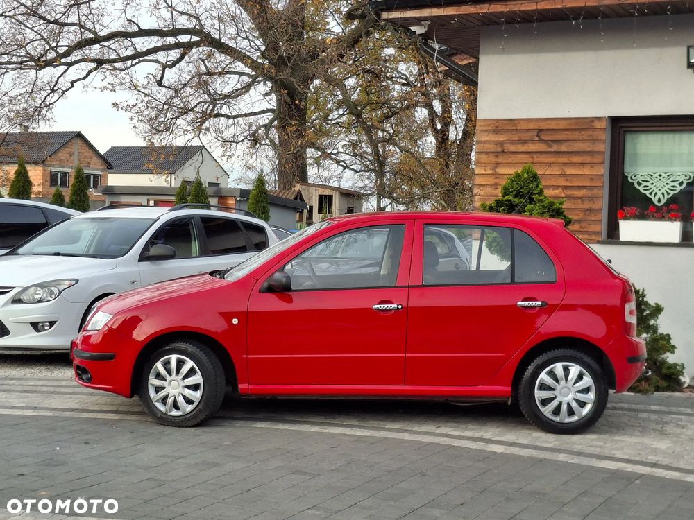 Skoda Fabia 1.2 HTP Comfort - 11
