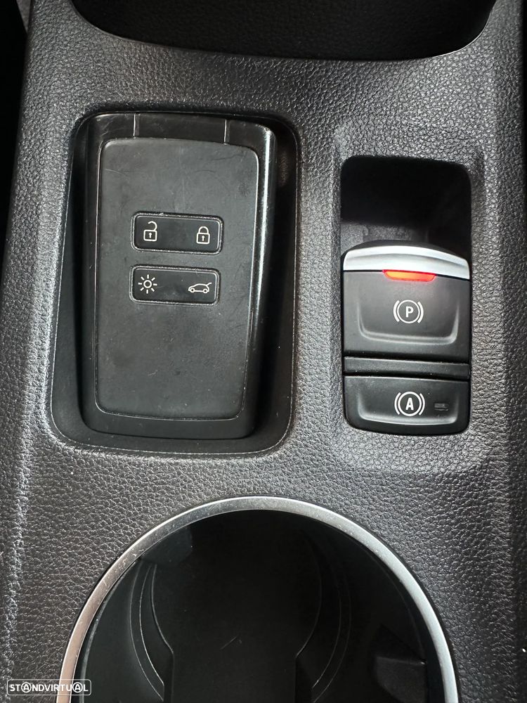 Renault Captur - 19