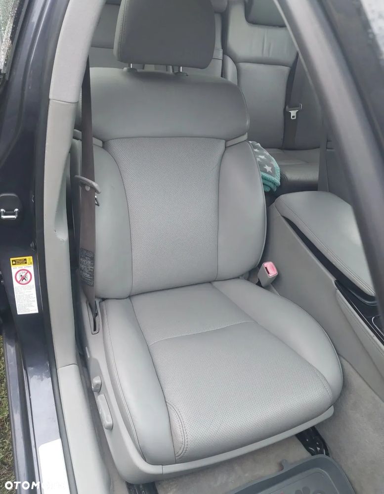 Lexus GS - 10