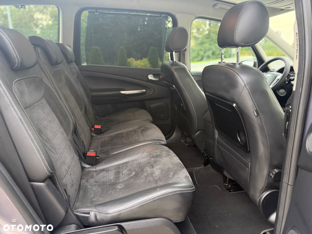 Ford Galaxy 2.2 TDCi DPF Titanium - 31