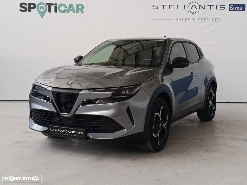 Alfa Romeo Junior 1.2 Speciale eDCT6 - 1