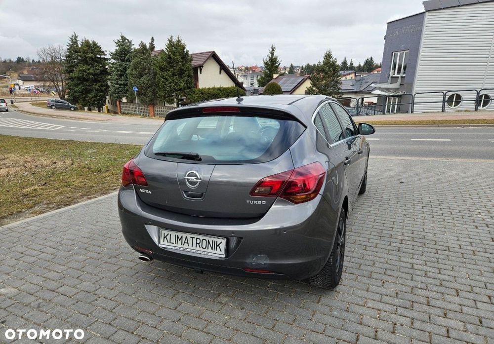 Opel Astra - 6