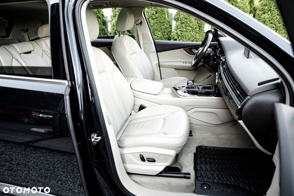 Audi Q7 - 26