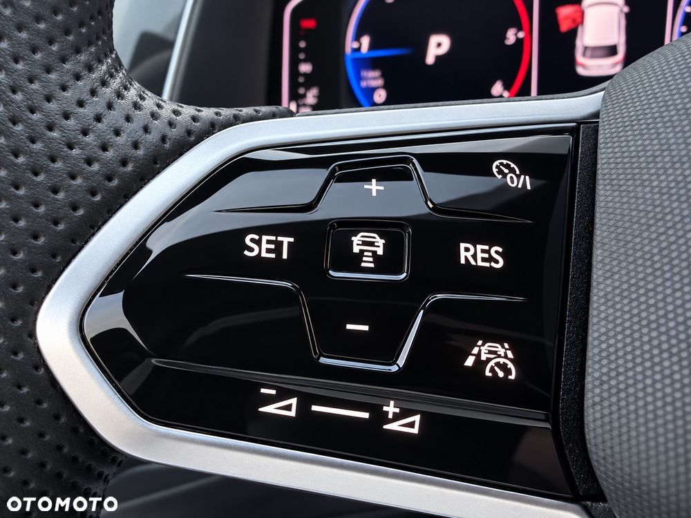 Volkswagen Tiguan 2.0 TDI R-Line Plus DSG - 15