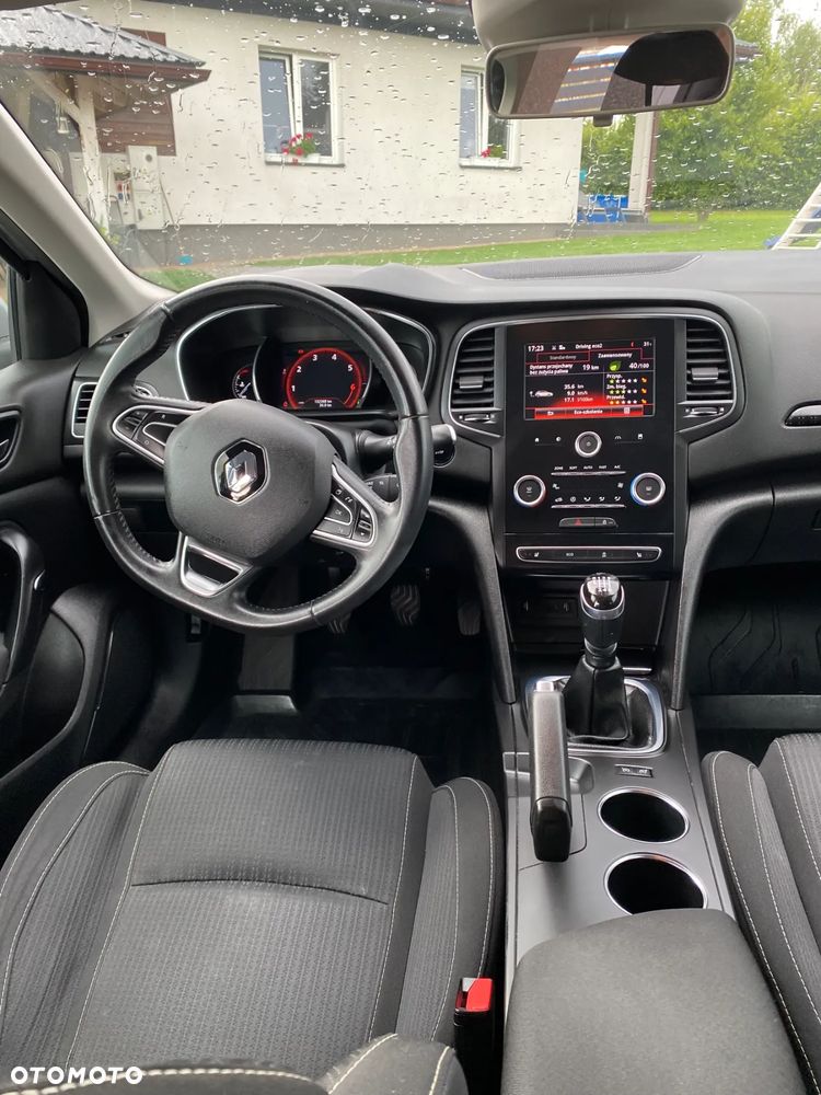Renault Megane - 24