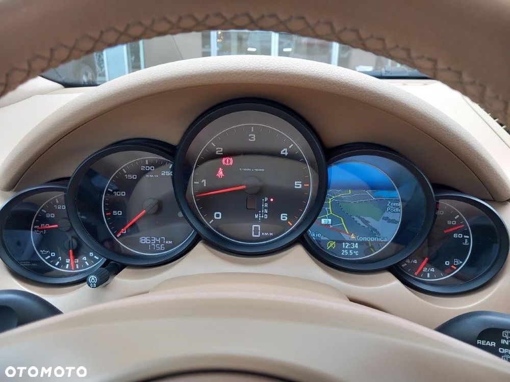 Porsche Cayenne Diesel - 24
