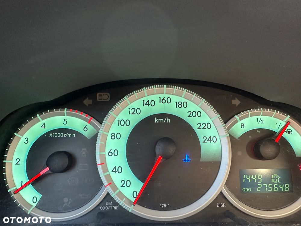 Toyota Corolla Verso 2.2 D-4D - 13