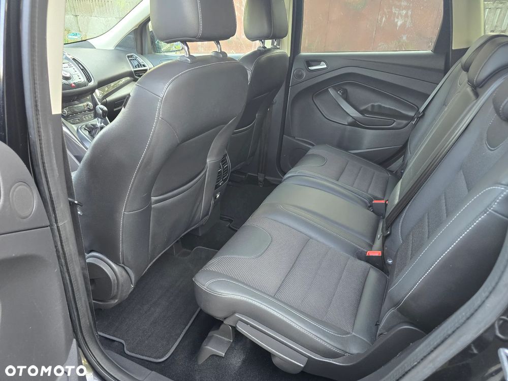 Ford Kuga - 15
