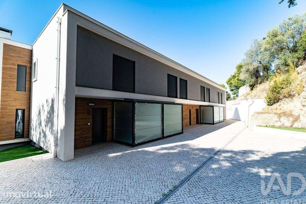 Casa / Villa T3 em Leiria, Pousos, Barreira e Cortes de 278,00 m2 - Grande imagem: 2/29