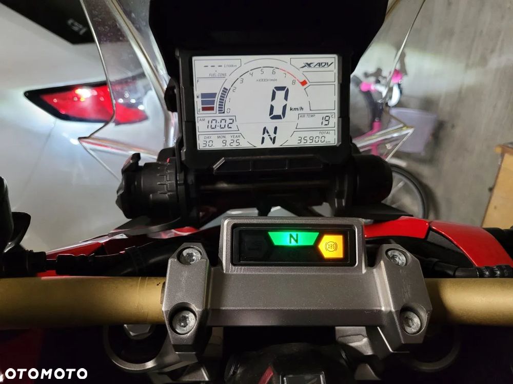 Honda X-ADV - 2