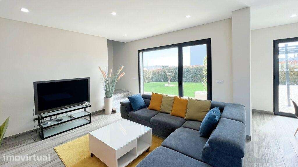 Casa / Villa T4 em Carvalhal - Grande imagem: 2/30