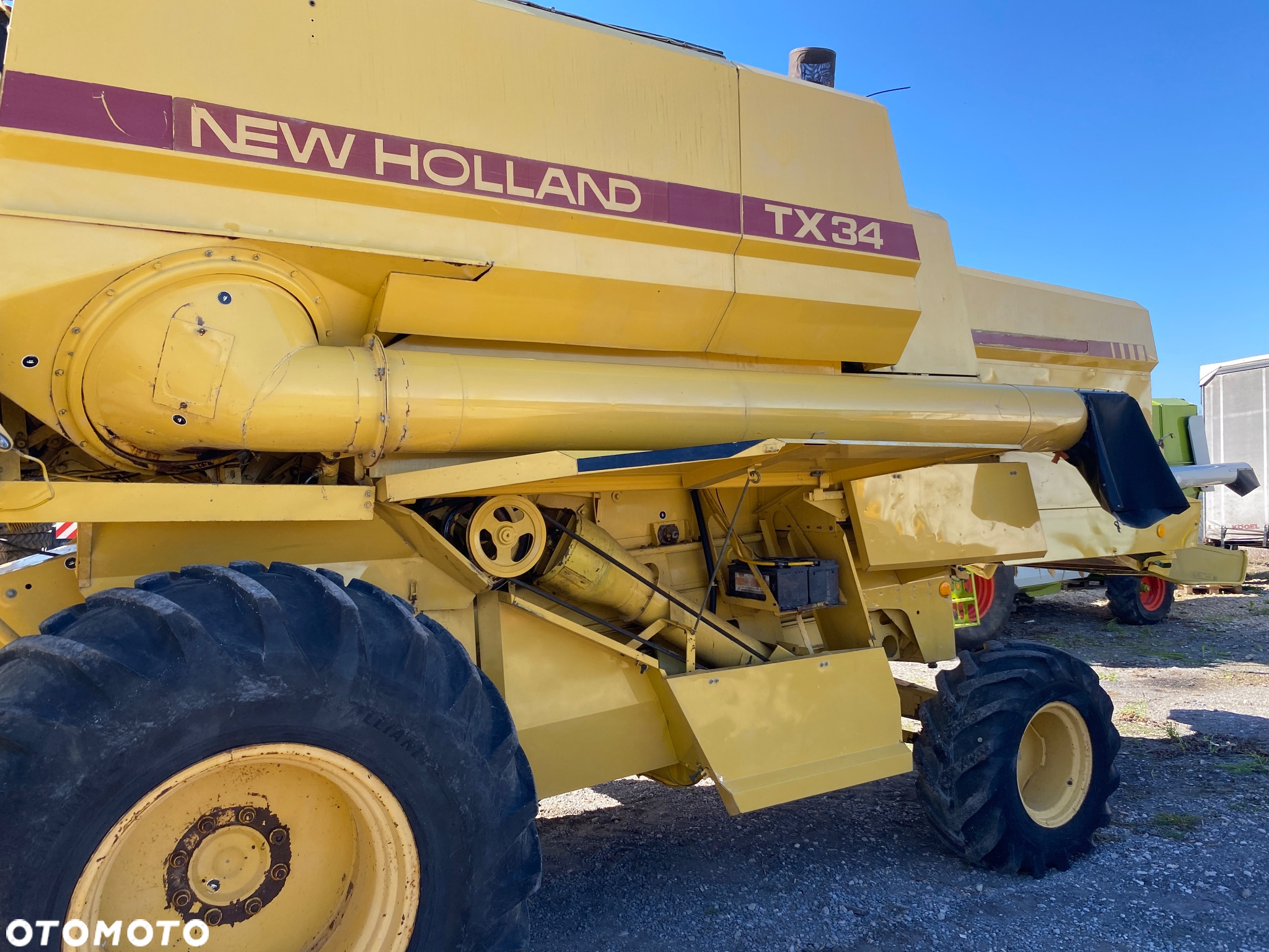 New Holland TX 34 - 14