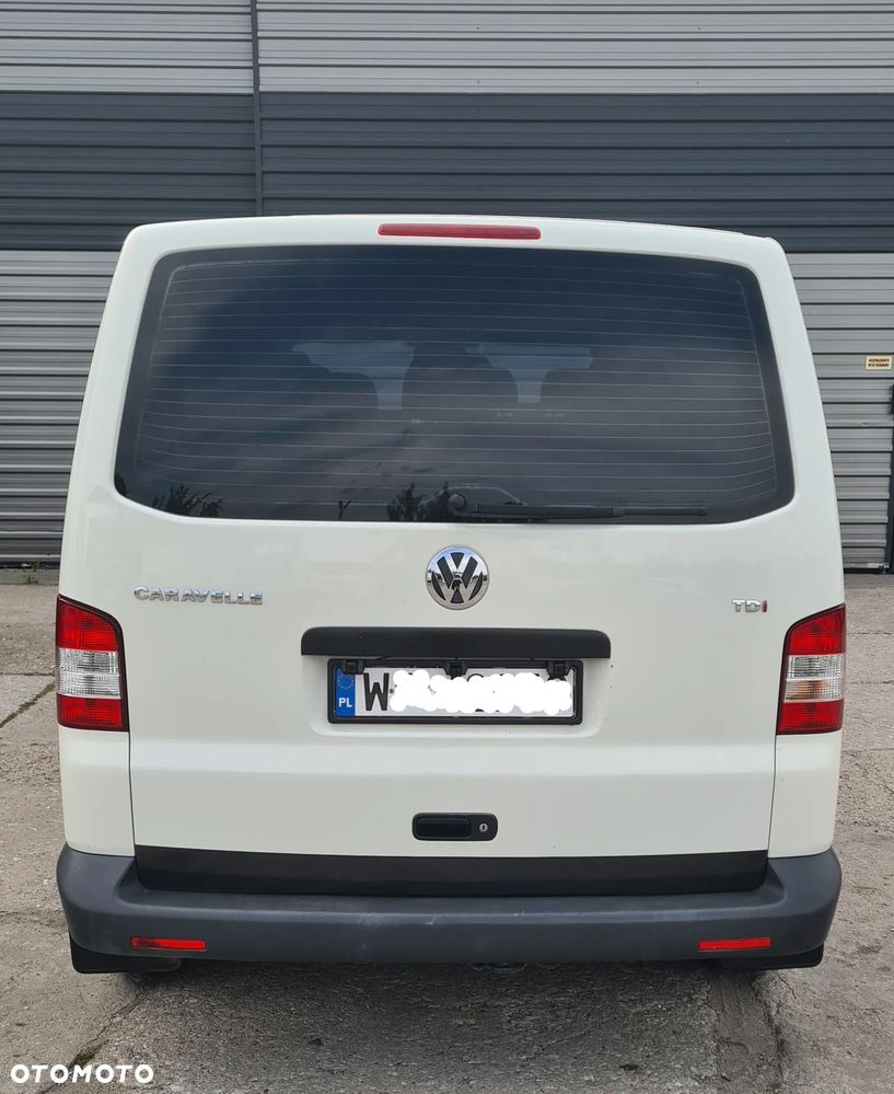Volkswagen Caravelle - 6