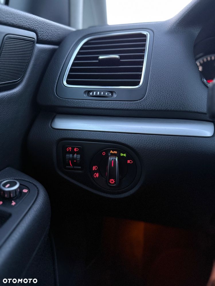 Volkswagen Sharan 2.0 TDI Highline DSG - 22