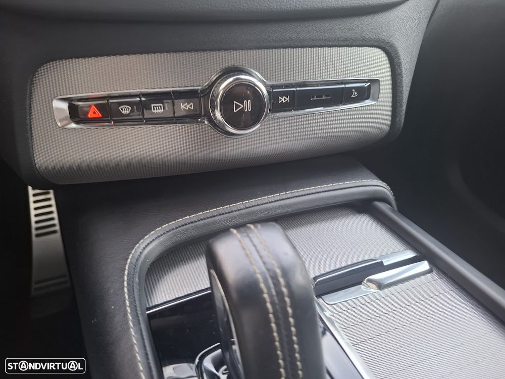 Volvo XC 90 2.0 T8 PHEV R-Design Expression AWD - 17