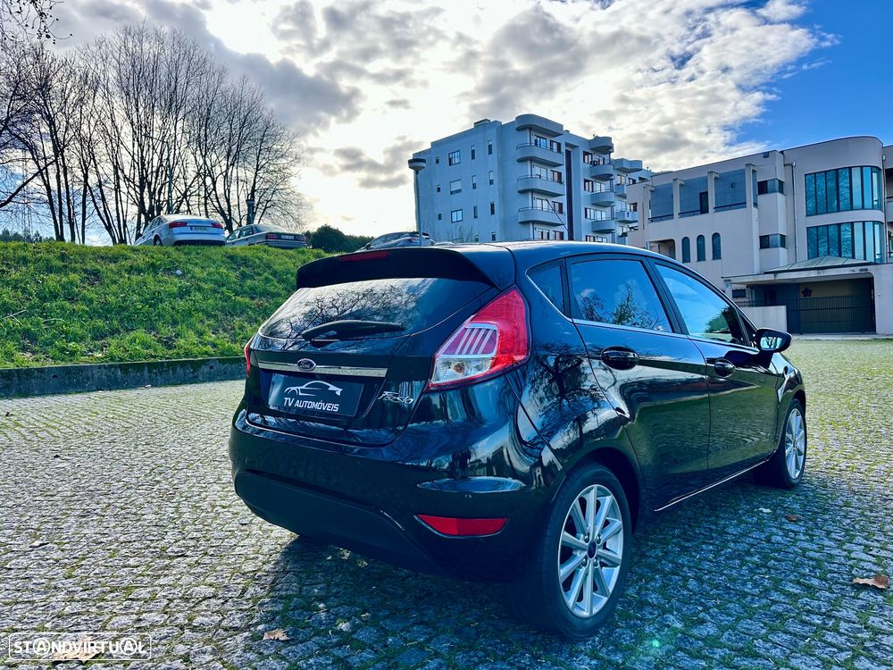 Ford Fiesta 1.5 TDCi Titanium - 6