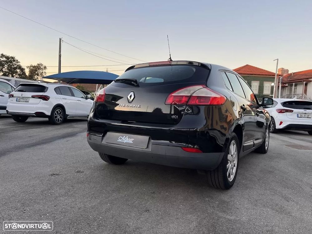 Renault Mégane 1.5 dCi Comfort SS - 32