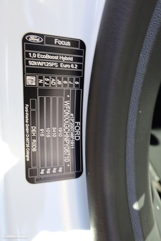 Ford Focus 1.0 EcoBoost MHEV ST-Line Aut. - 37