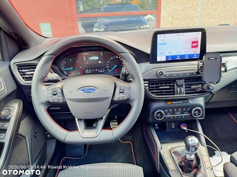 Ford Focus 2.0 EcoBlue STart-Stopp-System ST-LINE X - 19