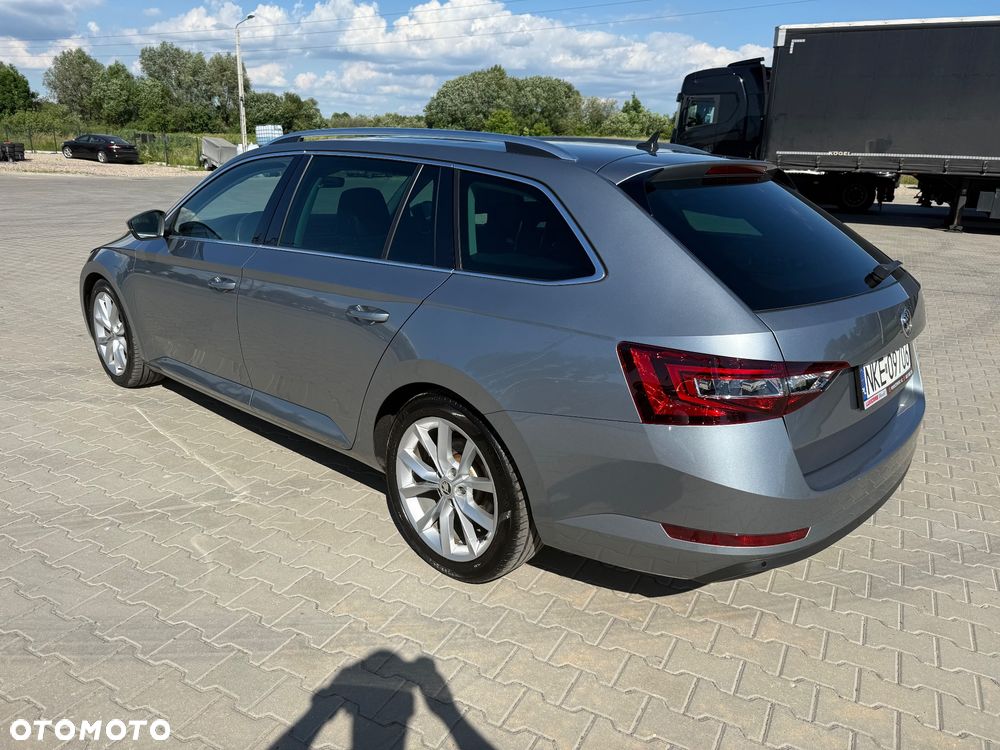 Skoda Superb 2.0 TDI DSG Style - 5