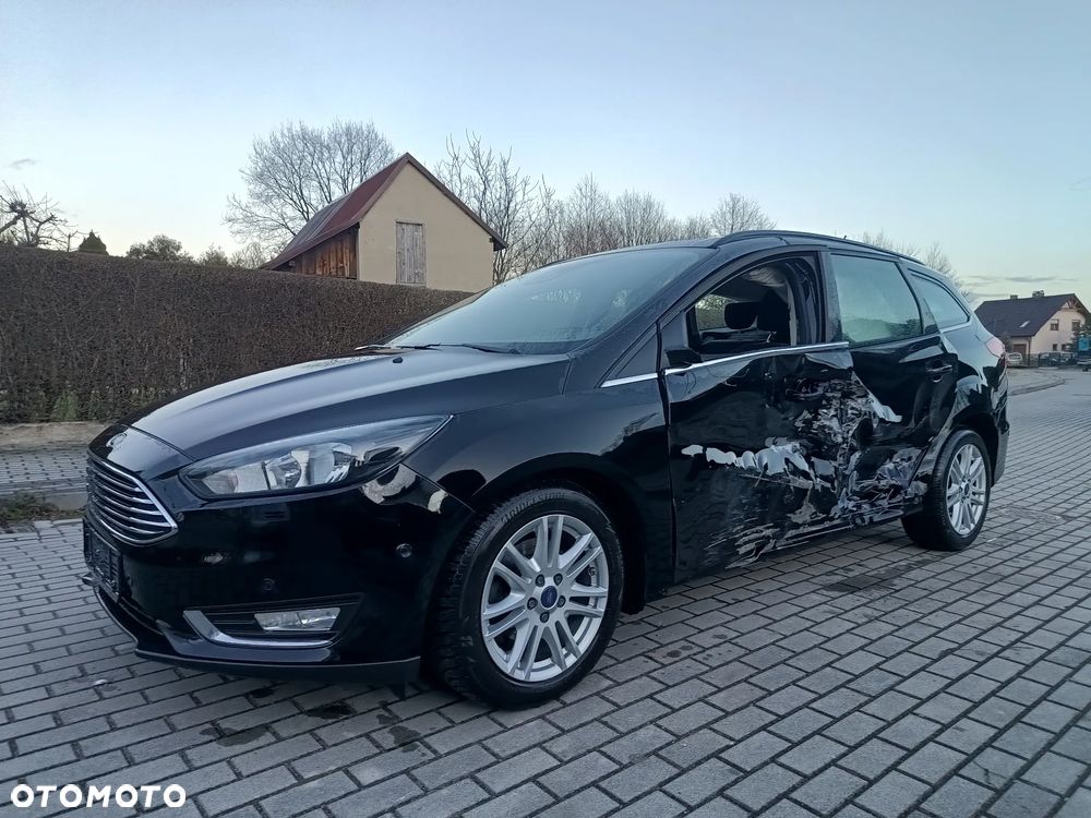 Ford Focus 2.0 EcoBlue Titanium - 4