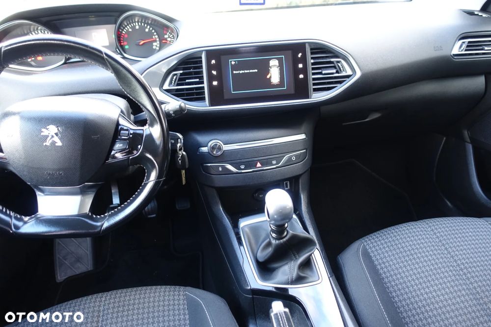 Peugeot 308 1.5 BlueHDi Active S&S - 28