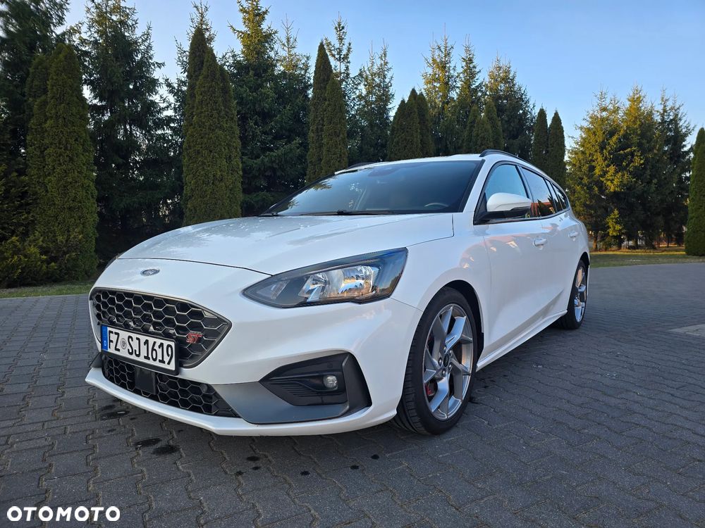 Ford Focus SW 2.0 EcoBlue ST - 1