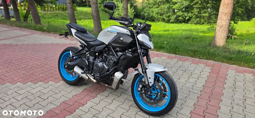 Yamaha MT - 1