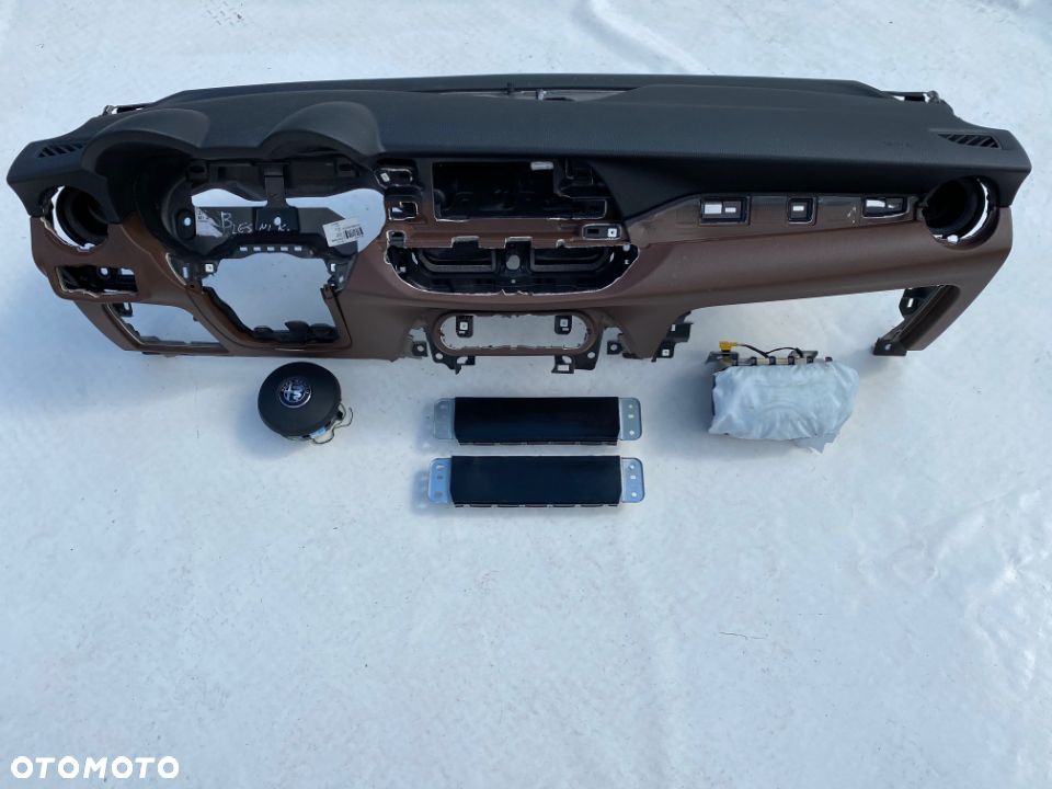 ALFA ROMEO GIULIA DESKA KONSOLA KOKPIT PULPIT PÓŁKA PARAPET PODUSZKI AIRBAG KIEROWCY PASAŻERA Raz2 ! - 3