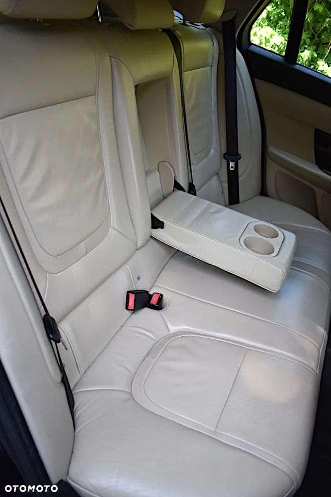 Jaguar XF 2.2 D Premium Luxury - 34