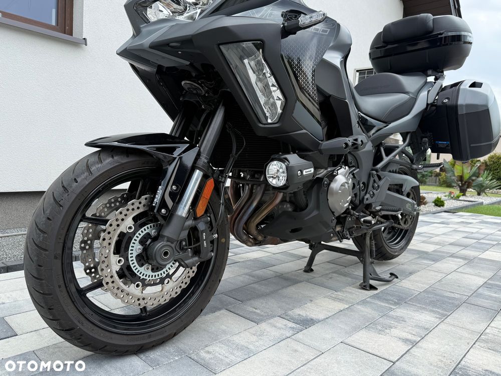 Kawasaki Versys 1000 - 9