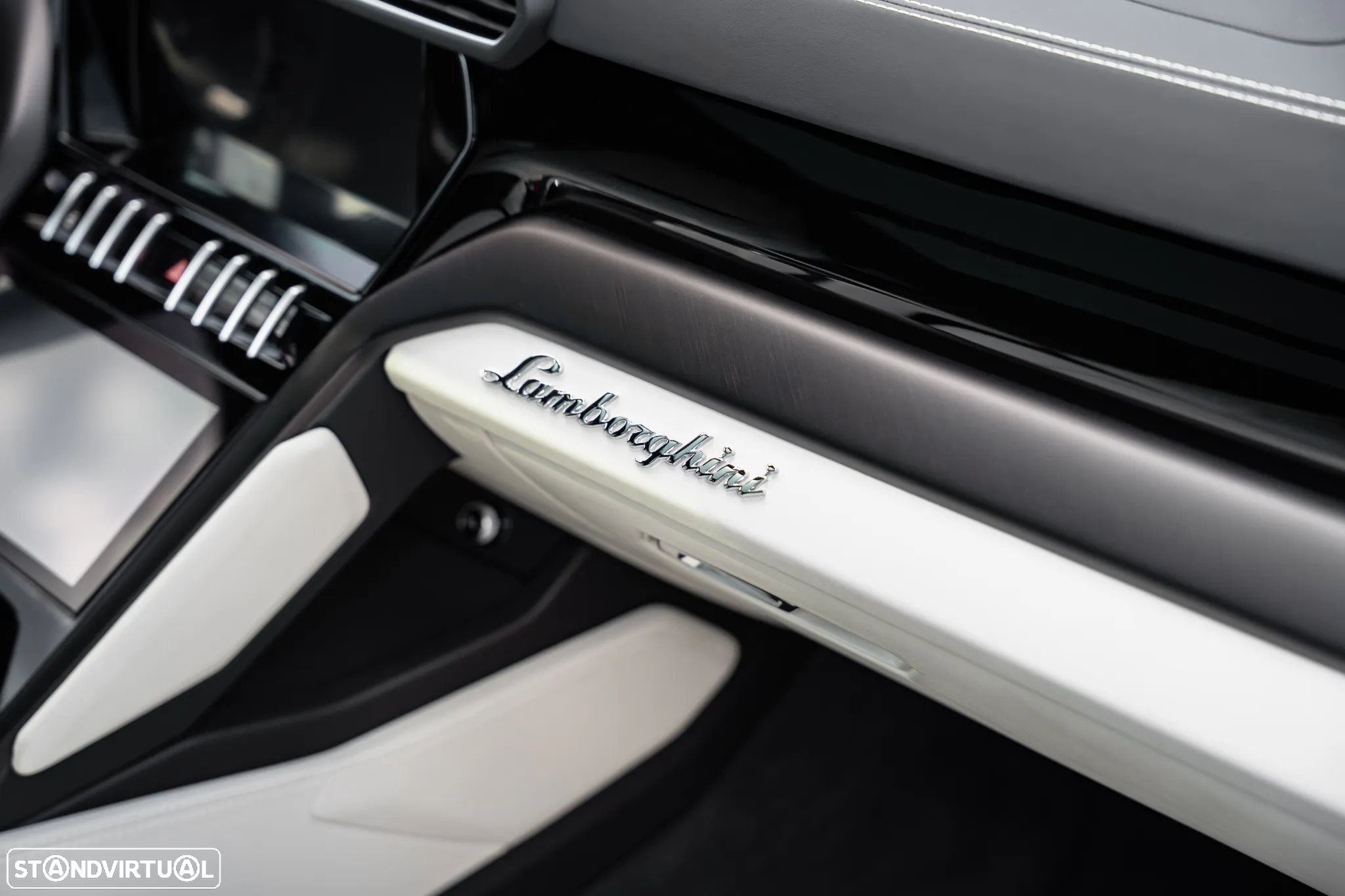 Lamborghini Urus 4.0 V8 S - 19