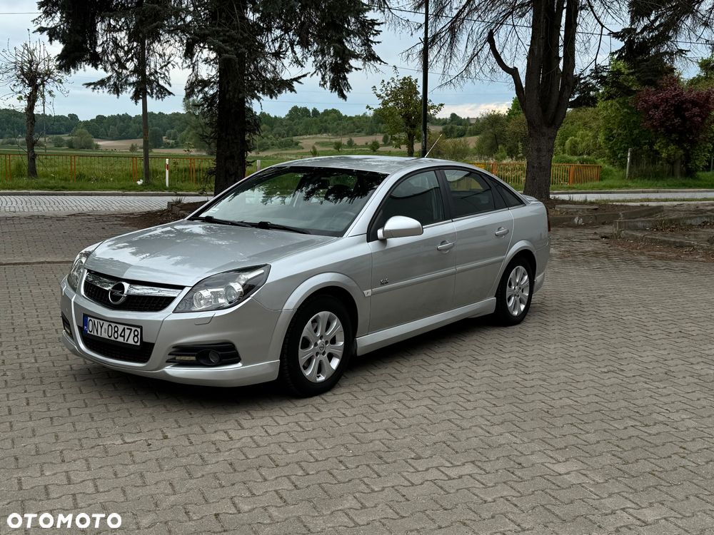 Opel Vectra 1.9 CDTI Sport / GTS - 1