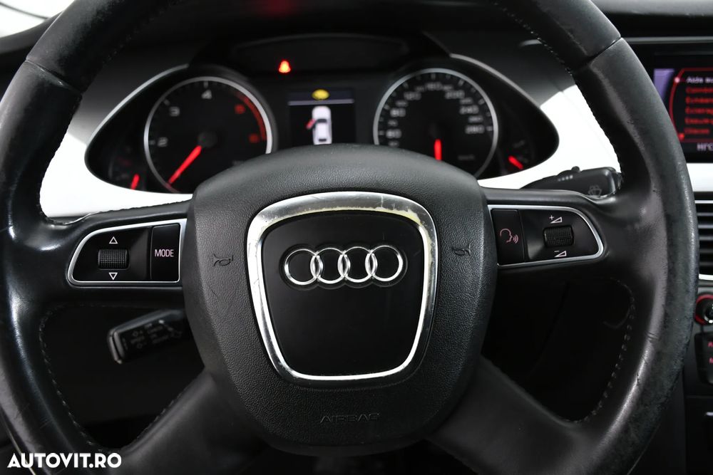 Audi A4 2.0 TDI DPF multitronic Attraction - 20