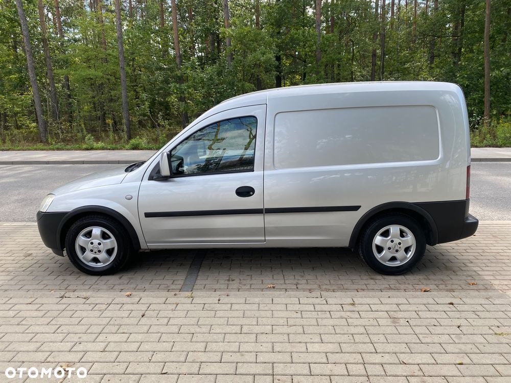 Opel Combo - 11