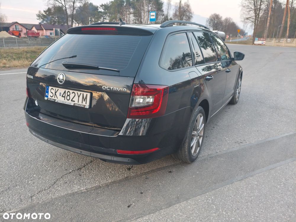 Skoda Octavia 1.4 TSI Ambition DSG - 6