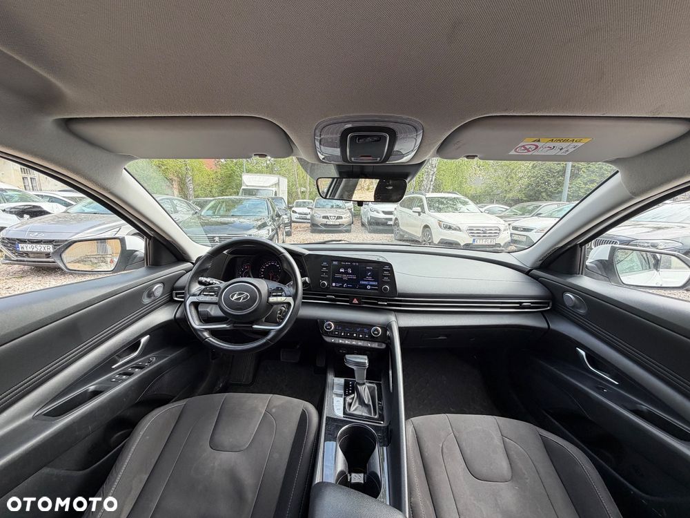 Hyundai Elantra 1.6 Modern CVT - 9