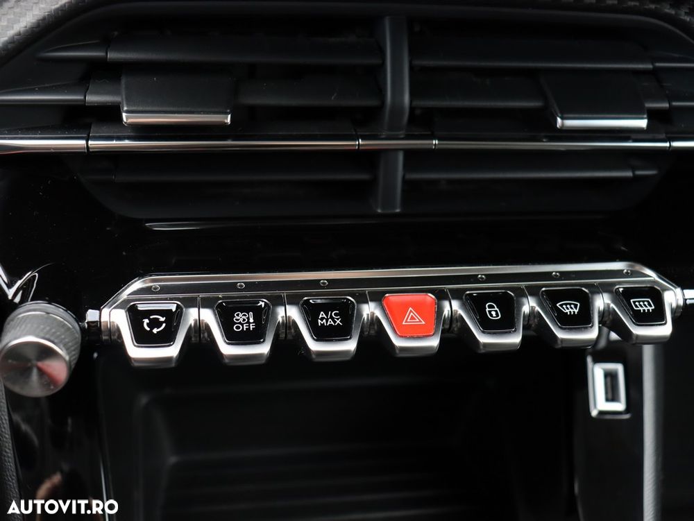 Peugeot 2008 1.5 BlueHDI FAP Active - 17