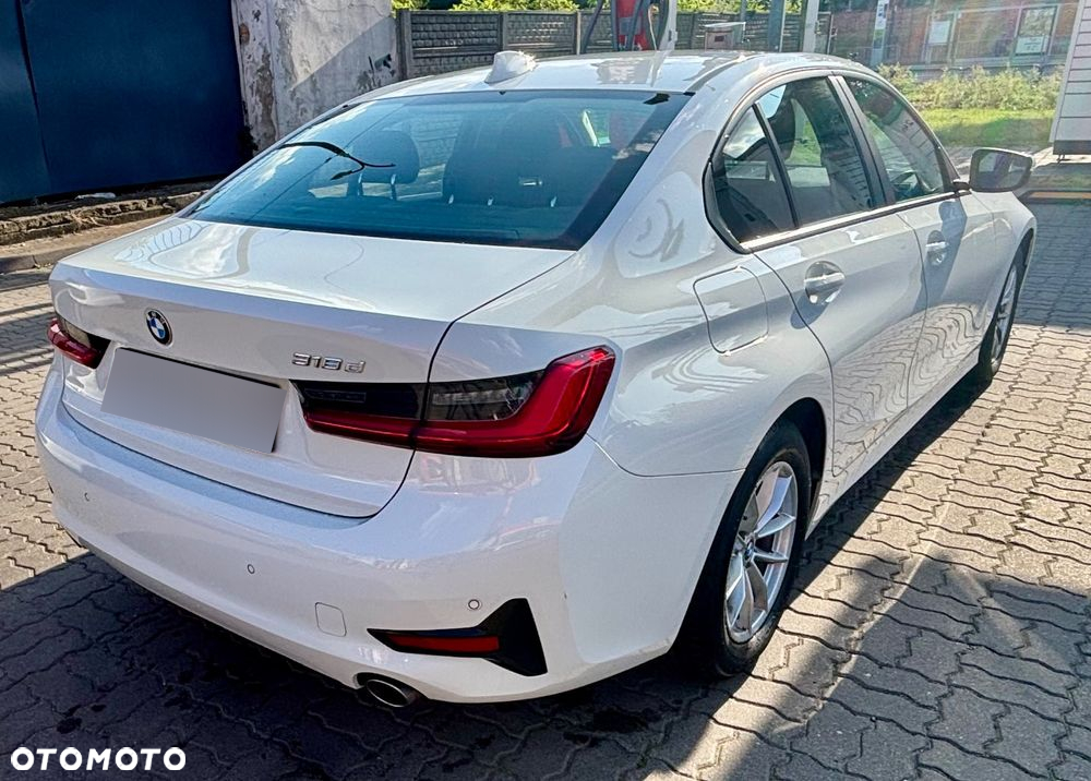 BMW Seria 3 318d - 3