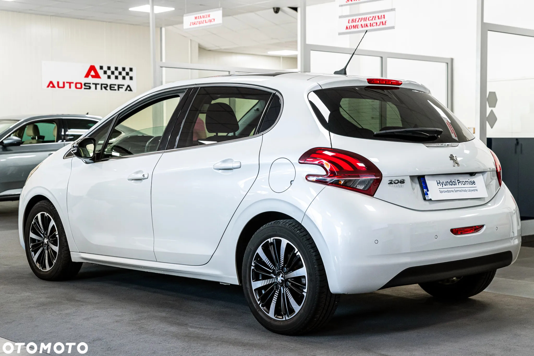 Peugeot 208 1.2 PureTech Allure S&S - 5