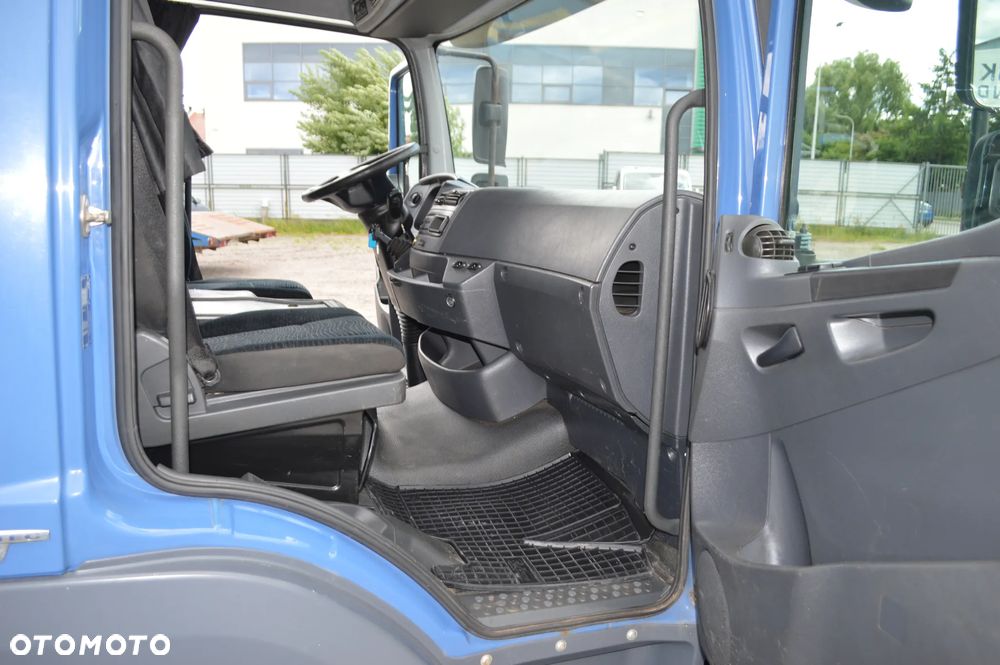 Mercedes-Benz Atego - 13