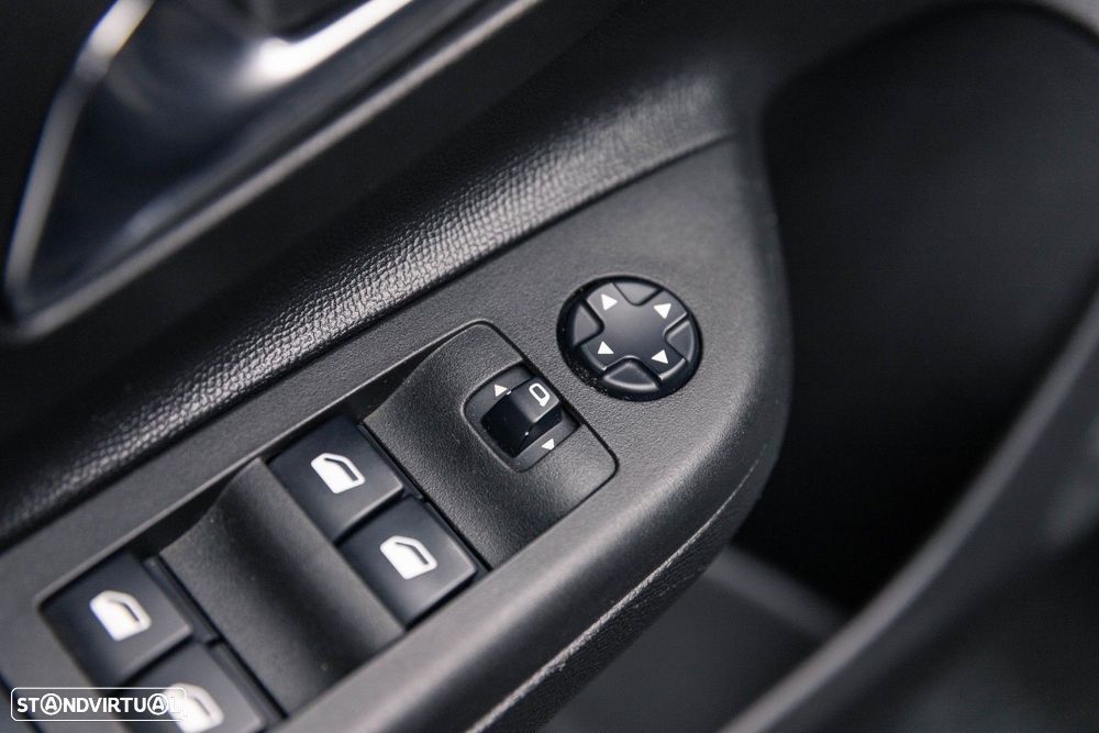 Opel Corsa 1.2 Business - 41